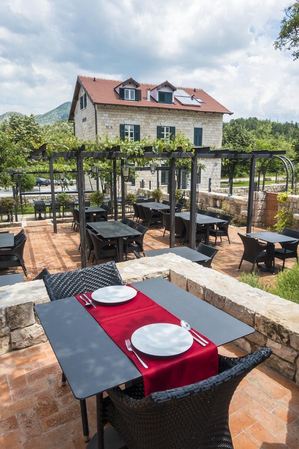 Hotel Stanica Ravno ภายนอก รูปภาพ